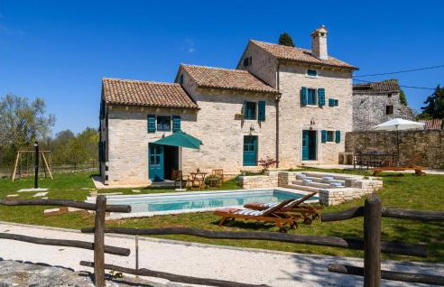 Awesome Home In Barban With Wifi - Foto 1