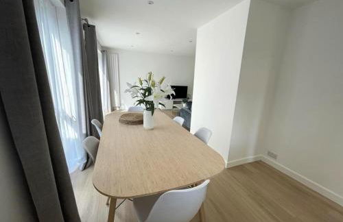 Contemporary-styled 3-Bed House - Foto 12