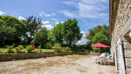 Tipoz'Immo - Trévennec Creis maison familiale près de la plage de Kermor - jardin - animaux bienvenus - linge de lits inclus - grand espace - jardin - calme - Foto 3, Garden, Garden view