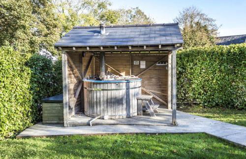 Barn Conversion - Hot Tub - Penally - Tenby - Photo 3