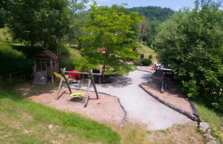 Hof in L i e b e s d o r f - Photo 26