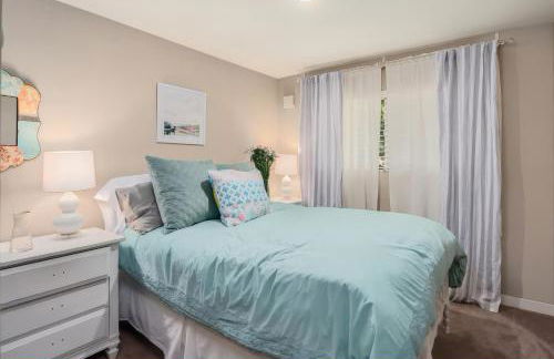 Spacious Main Street Retreat for families and large groups - Photo 11