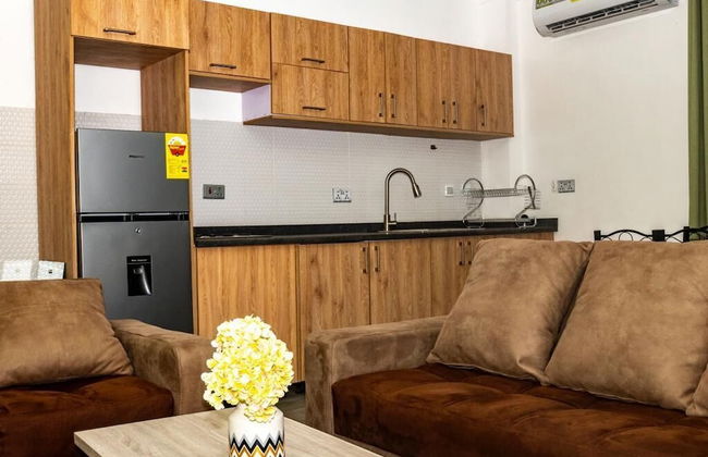 Colindale Court - Photo 4