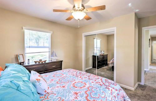 Less Than 1 Mi to Lake Weir Quiet Summerfield Getaway - Foto 19