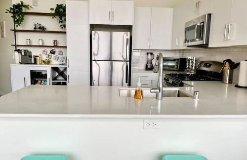 A Perfect Getaway in the Heart of the Action - Photo 15