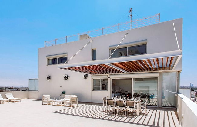 2BDR Roof Top Sea View Neve Tsedek TL56 - Foto 1