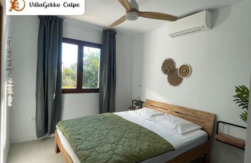 Off-grid Luxury Villa with Tikibar by the pool. - Photo 58