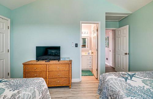 Walk to Ocean Surfside Beach Gem with Private Pool - Foto 15