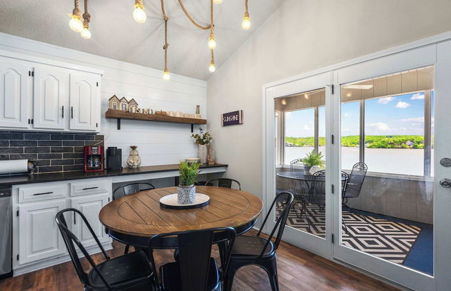 Tequila Sunrise Private Dock! - Photo 24