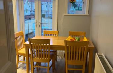 Brook Lodge Roof Terrace Apartment - Photo 22