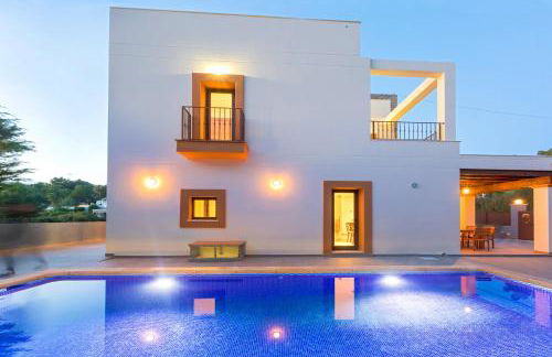 Villa Near Ibiza Town Sleeps 12 - Foto 2
