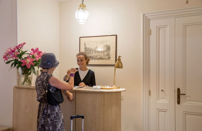 Aenea Superior Inn - Foto 2