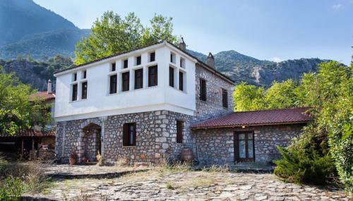 260m2 Unique Mountain House in Lilea Parnasos - Foto 2