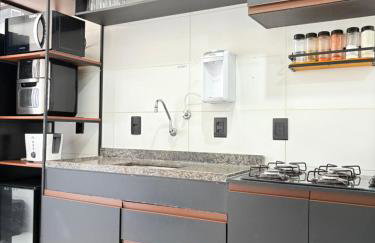 Apê moderno perto do shopping - WI-FI rápido e garagem - Foto 7