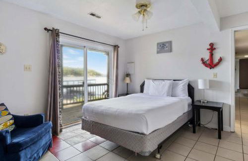 Lakefront Home with Huge Views and Great Fishing - Photo 27