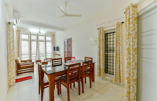 OYO 18602 Home Spacious Stay Near Lulu Mall - Foto 14