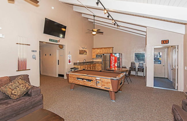 St. Anton Getaway - Shared Bbq, Pool & Hot Tub - Foto 26