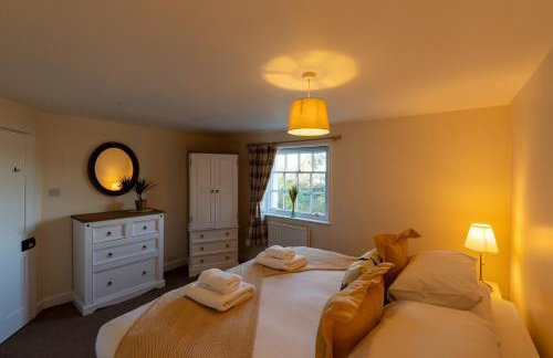 Hawthorn Farmhouse - Photo 37