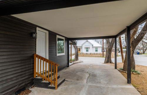 Spacious McKinney Bungalow - 4 Bedrooms - Foto 22