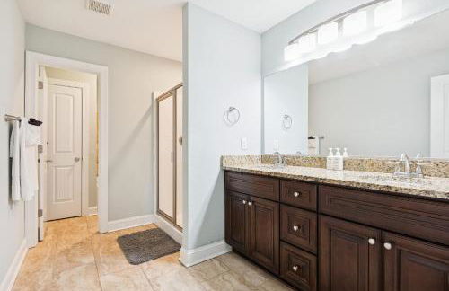 Sojourn Beautiful Family Home with Backyard in Ghent - Foto 35