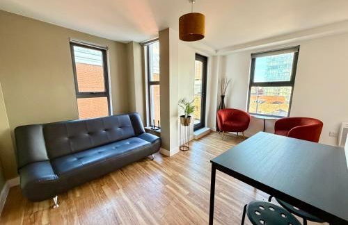 City Centre 2 bed apartment with a balcony - Foto 2