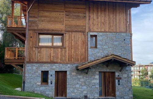 Chalet spacieux à Courchevel avec piscine et sauna - FR-1-568-27 - Foto 2