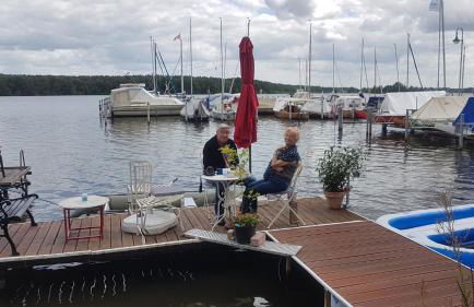 Dachgeschosswohnung im Haus am See von Berlin - Foto 16