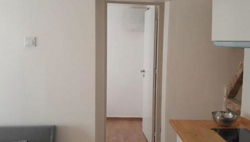 Chiado Carmo Sunny Lodge - Photo 5