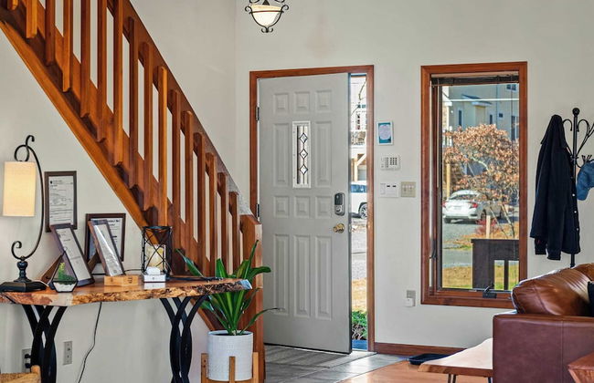 Lake View Retreat Avantstay Entertainer's Home Yard, Deck, Game Room - Foto 7