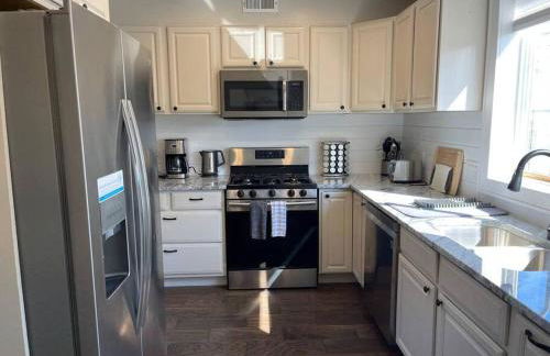 The Gray House by Gallaudet 4 BR 3 BA - Foto 15