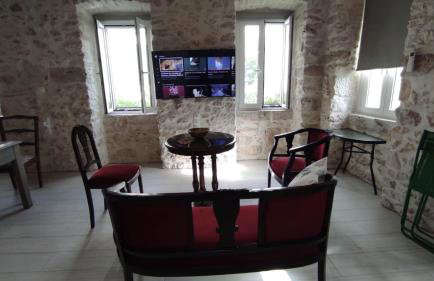 Ξενώνας "Alexandra's Coffee House" - Foto 27