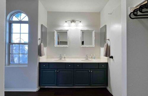 Cozy 3 Bedrooms Town home in Chandler with community pool - Foto 66