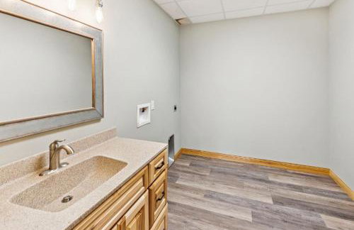 Lakeside 4BR Retreat Private, Peaceful & Scenic villa - Foto 37