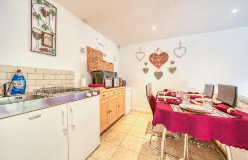 Stag Cottage New Forest Romantic Hideaway - Photo 7