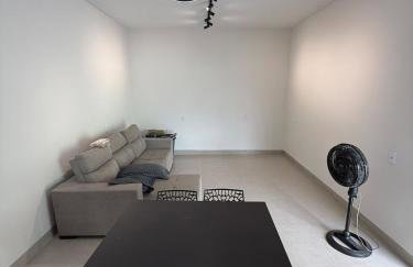 Casa aconchegante com 02 quartos climatizados - Photo 2