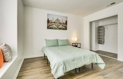 Pool Table and Charcoal Grill Home in Victorville! - Foto 24