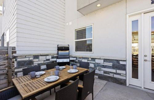 Mountain View Home with King Beds and Rooftop Deck - Foto 10