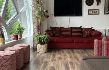 Stunning 2 bedroom apartment - Foto 36