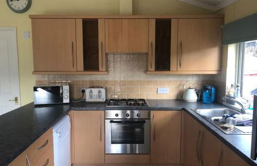 Lukes Lodge, where the fun begins, Woodland View, Hot Tub, dog friendly - Foto 21