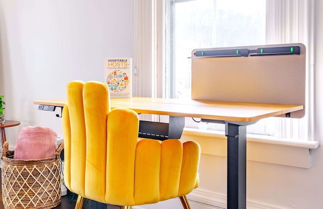 NEW Luxe Pet Friendly Free Parking Downtown - Foto 22