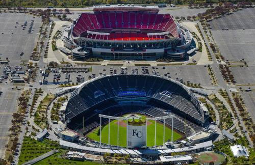 Sunflower Suite Modern Loft with Skyline Views - Foto 21