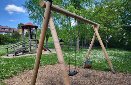 Ferienapartment Schlummerhausen für bis zu 5 Personen, Haustiere willkommen und kostenfrei, mit Einbauküche, WLAN, Smart-TV, Alexa - Foto 10