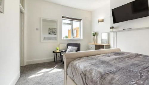 Luxury 3-Bed Apartment Near To London With Parking - Foto 5