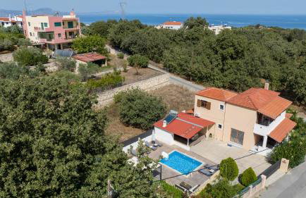 Villa Alex with private pool and jacuzzi - Foto 5