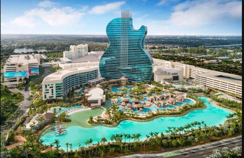 Tropical Haven Fully Remodeled Entire home Sleep 6 - Foto 5