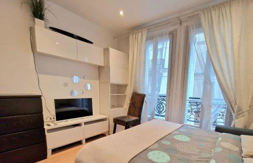 A deux pas de l'Arc de Triomphe Studio tout équipé - Foto 11