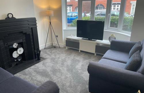 Belmont Lodge - Photo 4