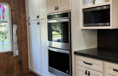 Ultimate Lake Resort Xtravaganza - Luxury - Waterfront - Boathouse - Sleeps 18 - Photo 61