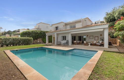 Villa Tres - Photo 1