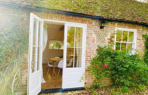 The Stable - For A Unique Retreat - Photo 4